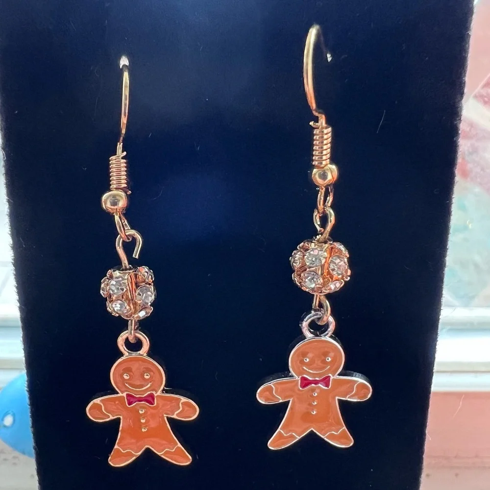 Handmade Gingerbread Man Earrings - Picture 6 of 9